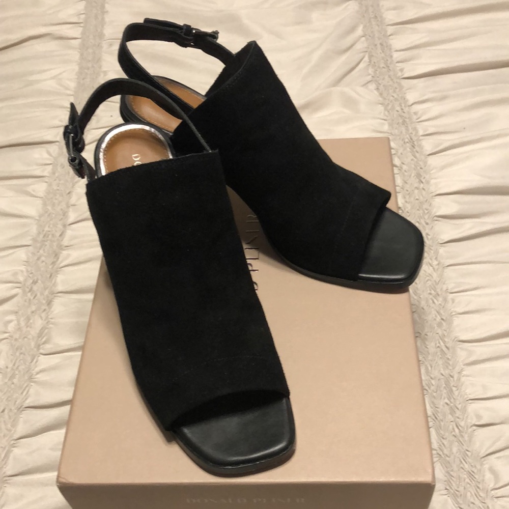 Donald Pliner slingback